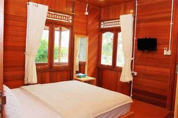 Negeri Baru Hotel & Resort Kalianda מראה חיצוני תמונה